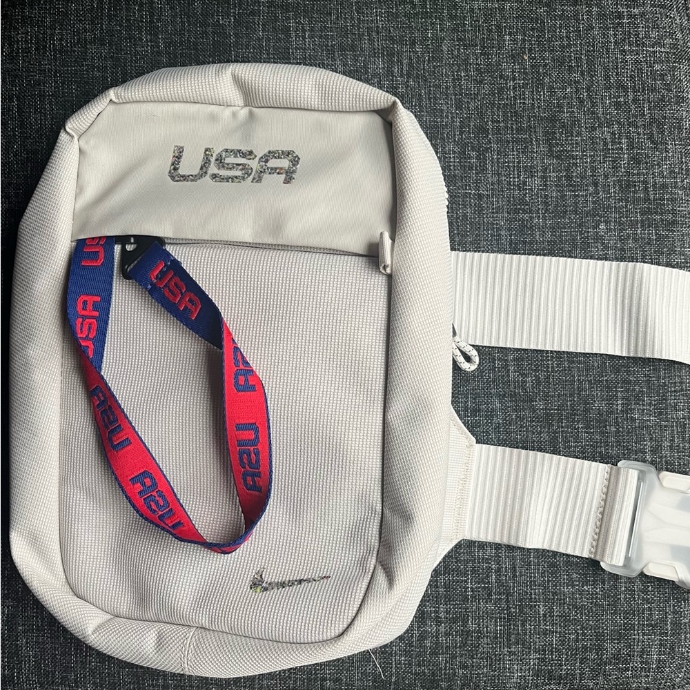 Nike Team USA Hip Pack / Crossbody